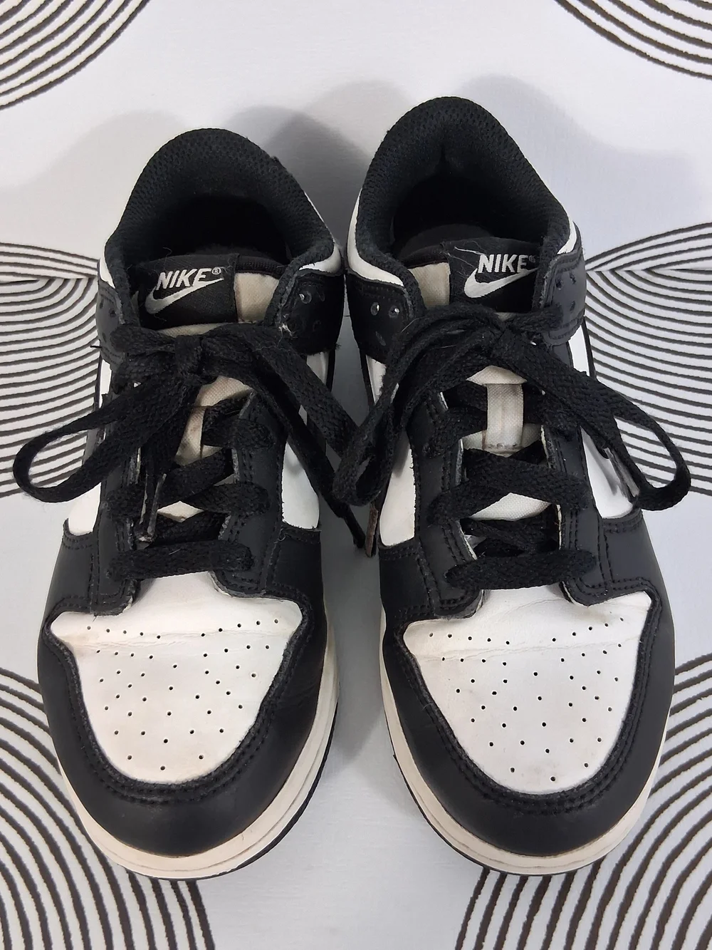 Nike Dunk Low Retro Youth 1.5 White/Black Panda Lace Up Sneakers (CW1588-100)